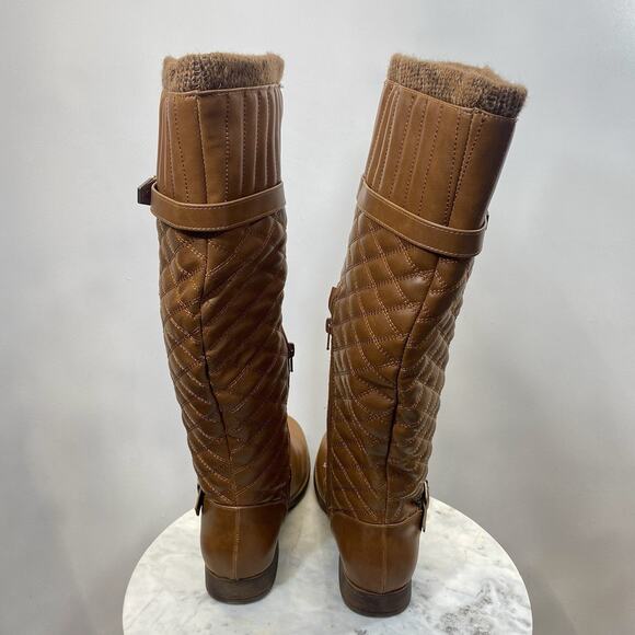 JustFab Myla Quilted Sweater Cuff Wide Calf Boots Cognac/Brown Women’s 10 NIB - Picture 3 of 9